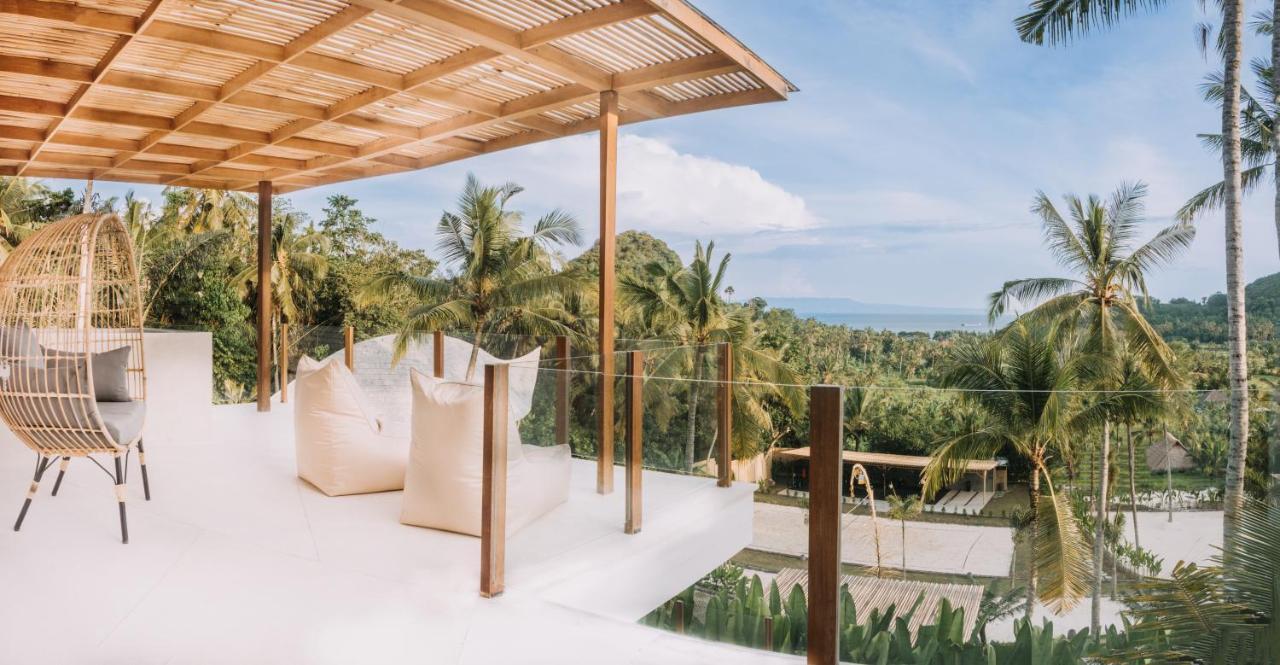 Neano Escape Hotel Manggis  Luaran gambar The view from the rooftop